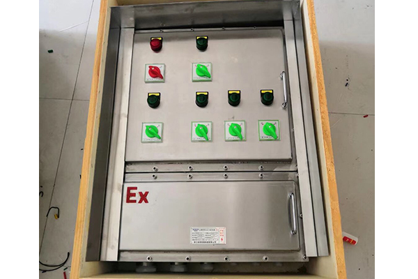 粉塵防爆動力配電箱，雙層門防爆配電箱，油罐區戶外照明動力配電箱，防爆蝶閥控制箱，鍋爐房防爆控制箱，