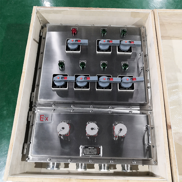 不銹鋼防爆配電箱，化工不銹鋼防爆配電箱，氣體不銹鋼防爆配電箱，風(fēng)機(jī)房不銹鋼接線箱，不銹鋼防爆接線箱，化工不銹鋼防爆控制箱